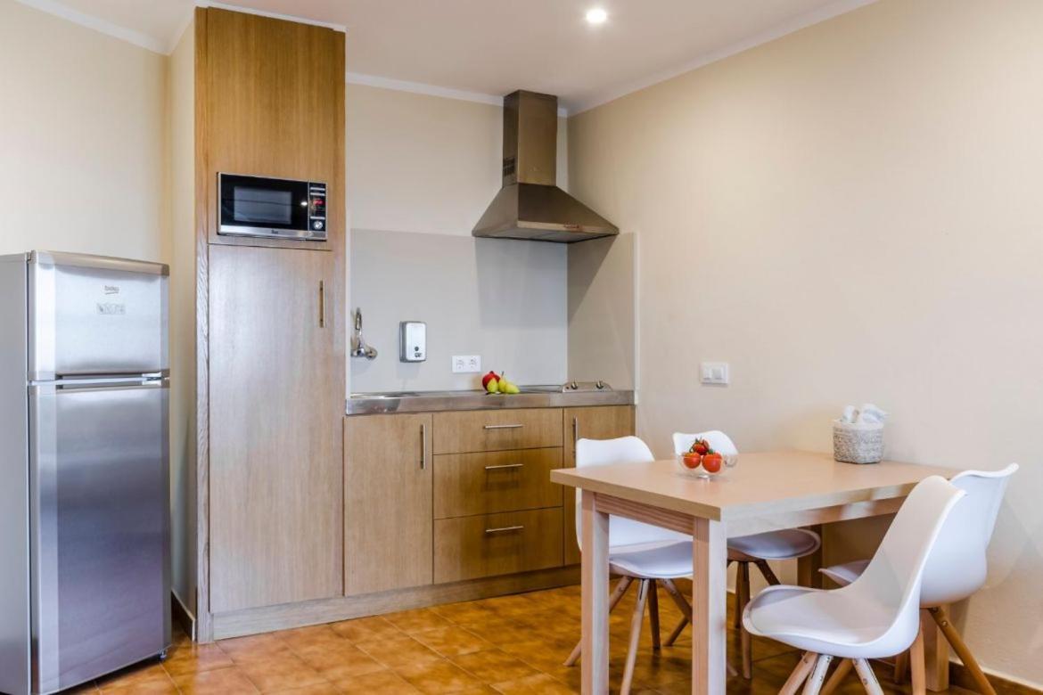 Apartamentos Blancala กาลาบลังกา ภายนอก รูปภาพ